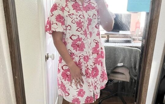 woman wearing floral dress (3)