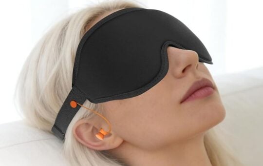 3D Contoured Sleep Mask with Earplug Retainer Cord (1)