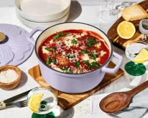 Beautiful 4 Quart Enameled Cast Iron Round Dutch Oven