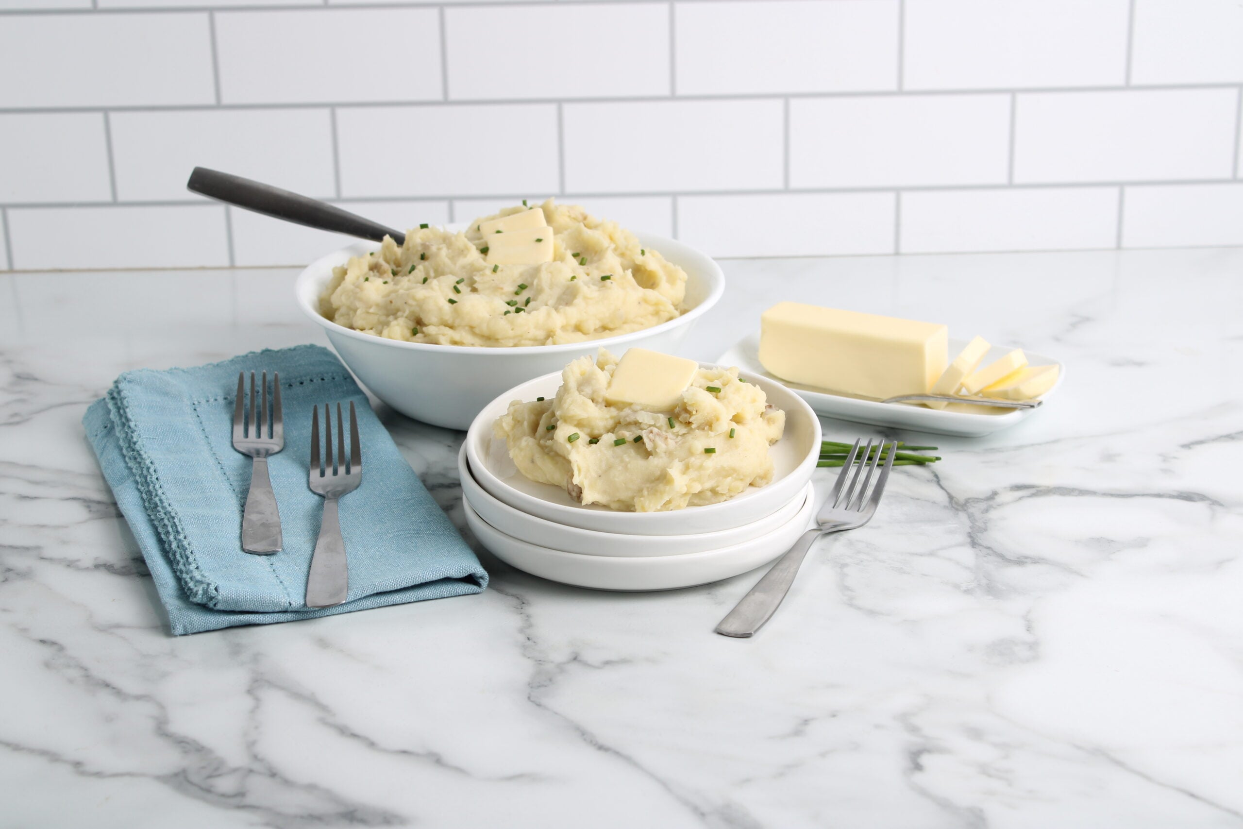 Garlic Mashed Potatoes Final on plate Garlic Mashed Potatoes Final on plate