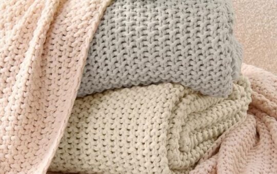 chunky knit throw