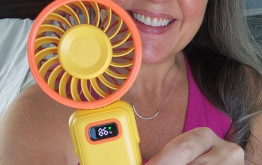 diveblues fan yellow jamie