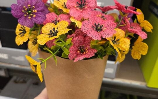 Aldi Finds This Week - faux flowers