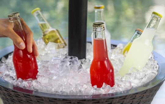 keter cooler table