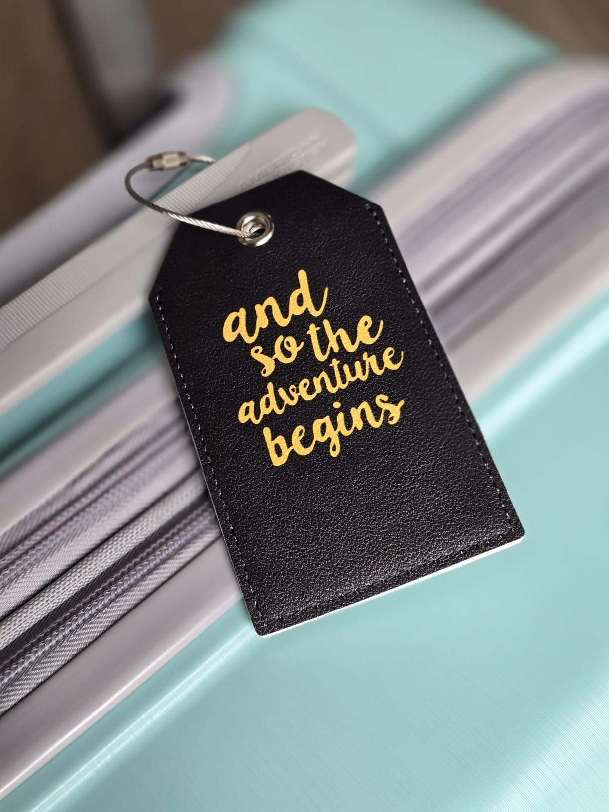 luggage tag leather