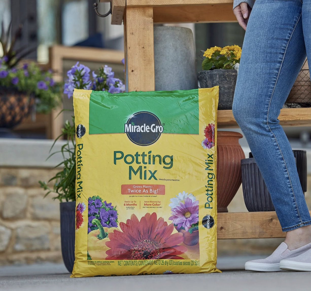 miracle gro potting mix 25 dry quart