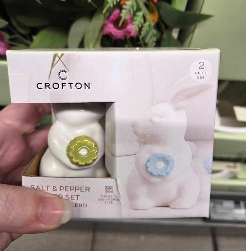 salt and pepper easter set salt and pepper set