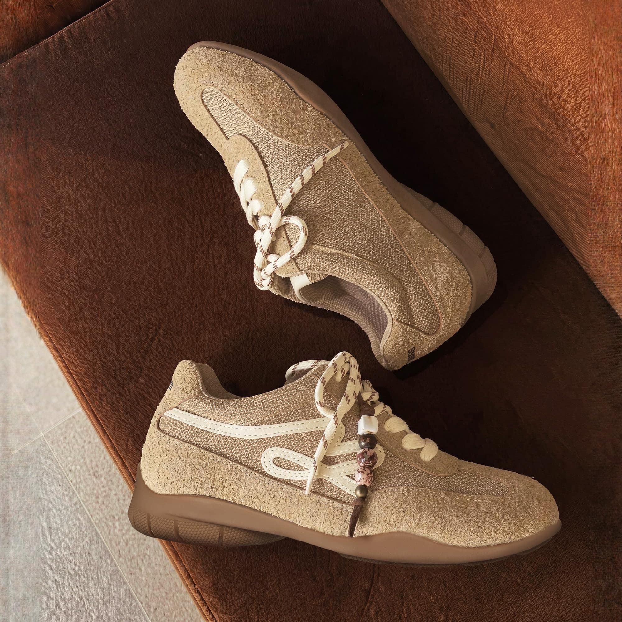 walking sneakers