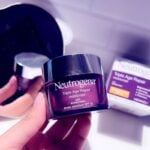 Neutrogena Triple Age Repair Nit Moisturizer (1)