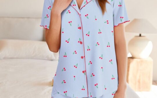 amazon ekouarer button up pajamas