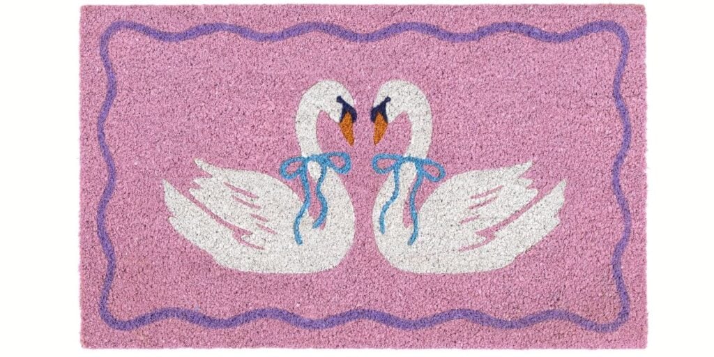 doormat (2) pink and white swan doormat
