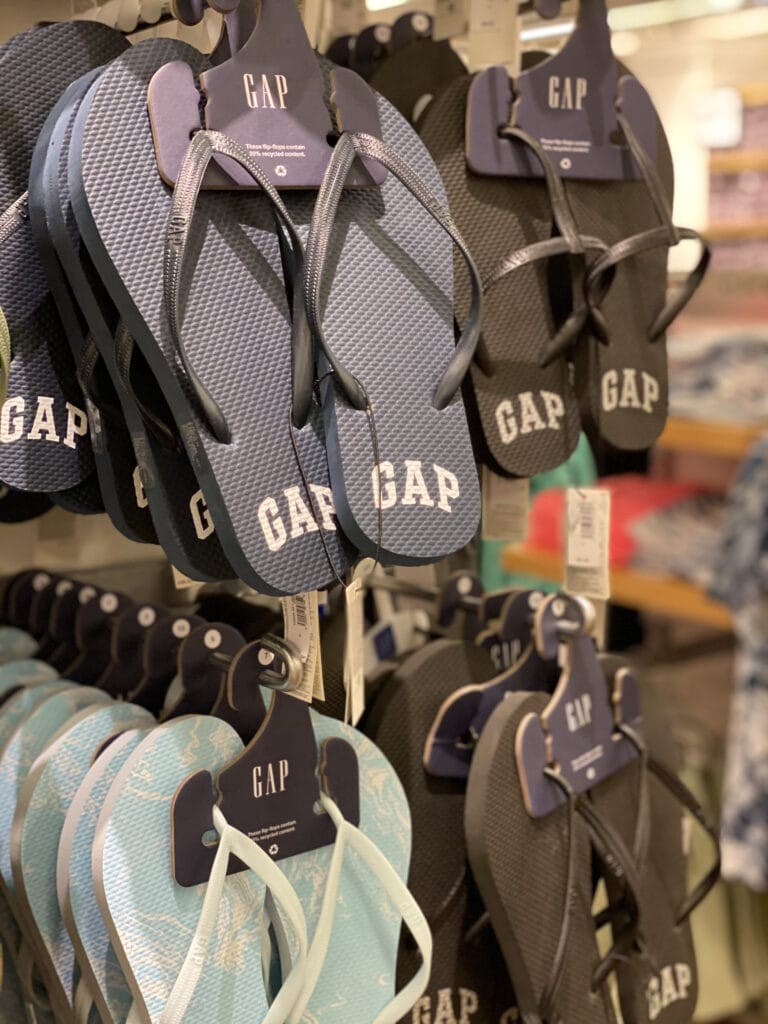 gap flip flops