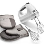 kitchen aid mixer and mits