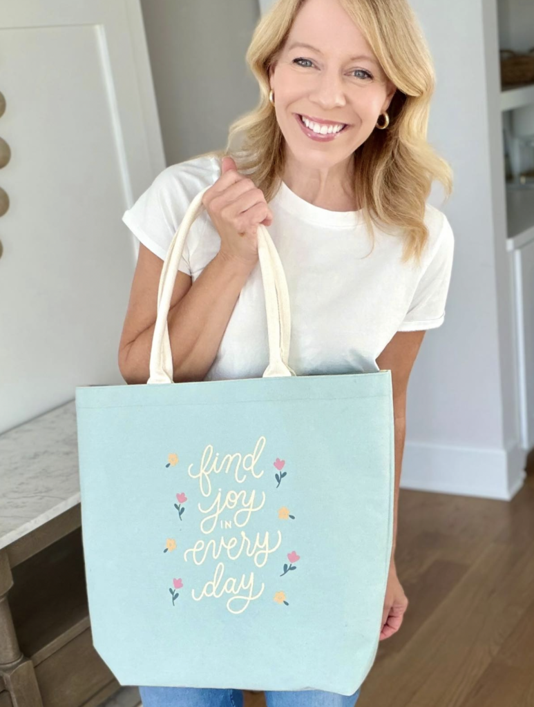 laurie joy in every day tote