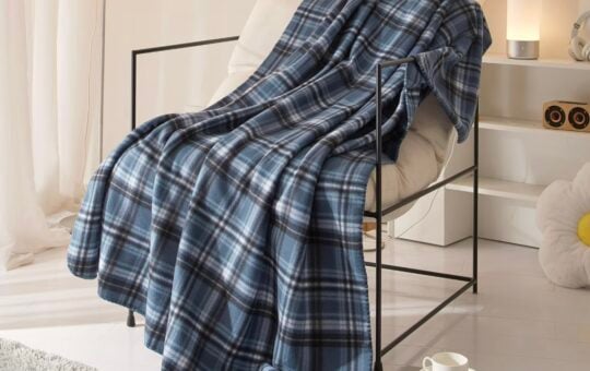 mainstays throw cozy blue plaid