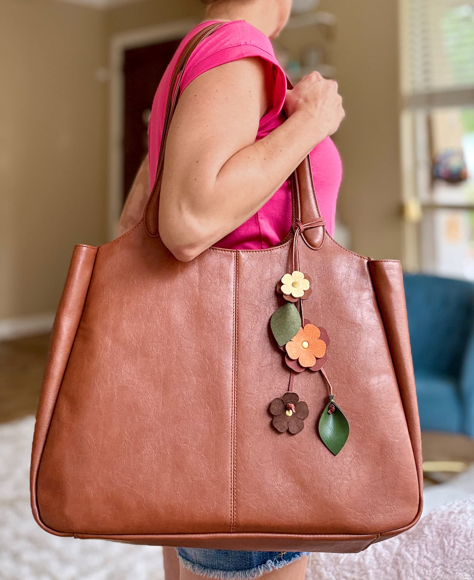 mary tote bag
