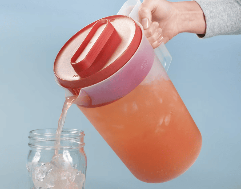 rubbermaid pitcher