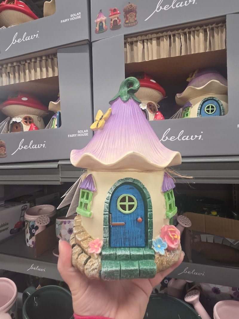 solar fairy house