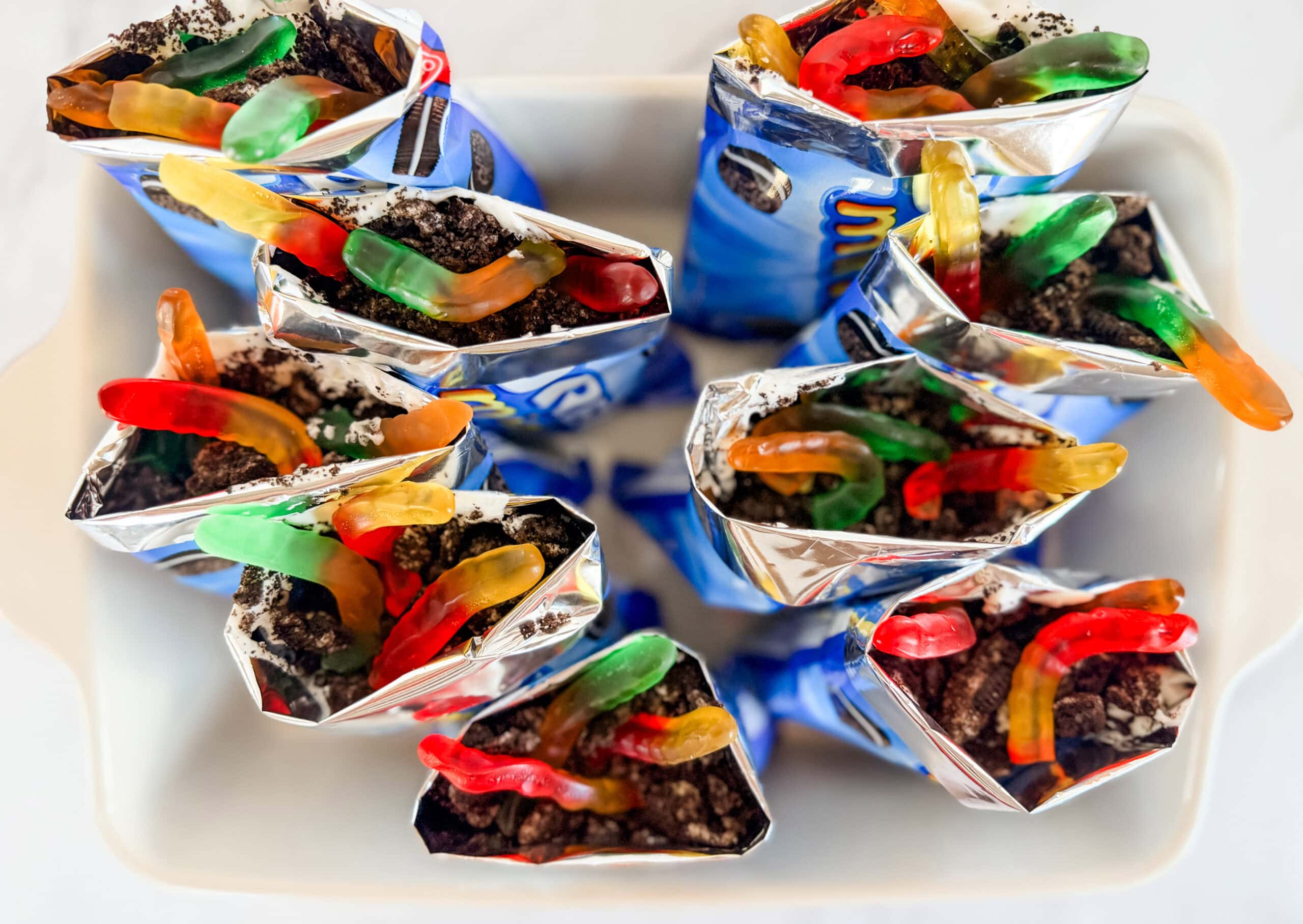 walking dirt cake dessert (5)