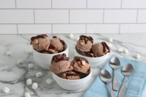 Frozen Hot Chocolate Ice Cream Final 9