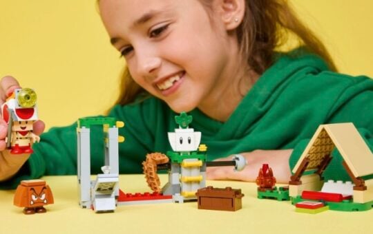 LEGO Super Mario Captain Toad’s Camp