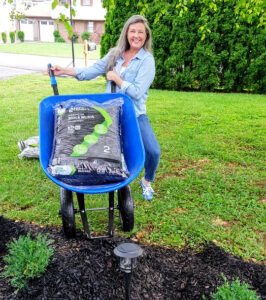 jamie lowes mulch wheelbarrow short