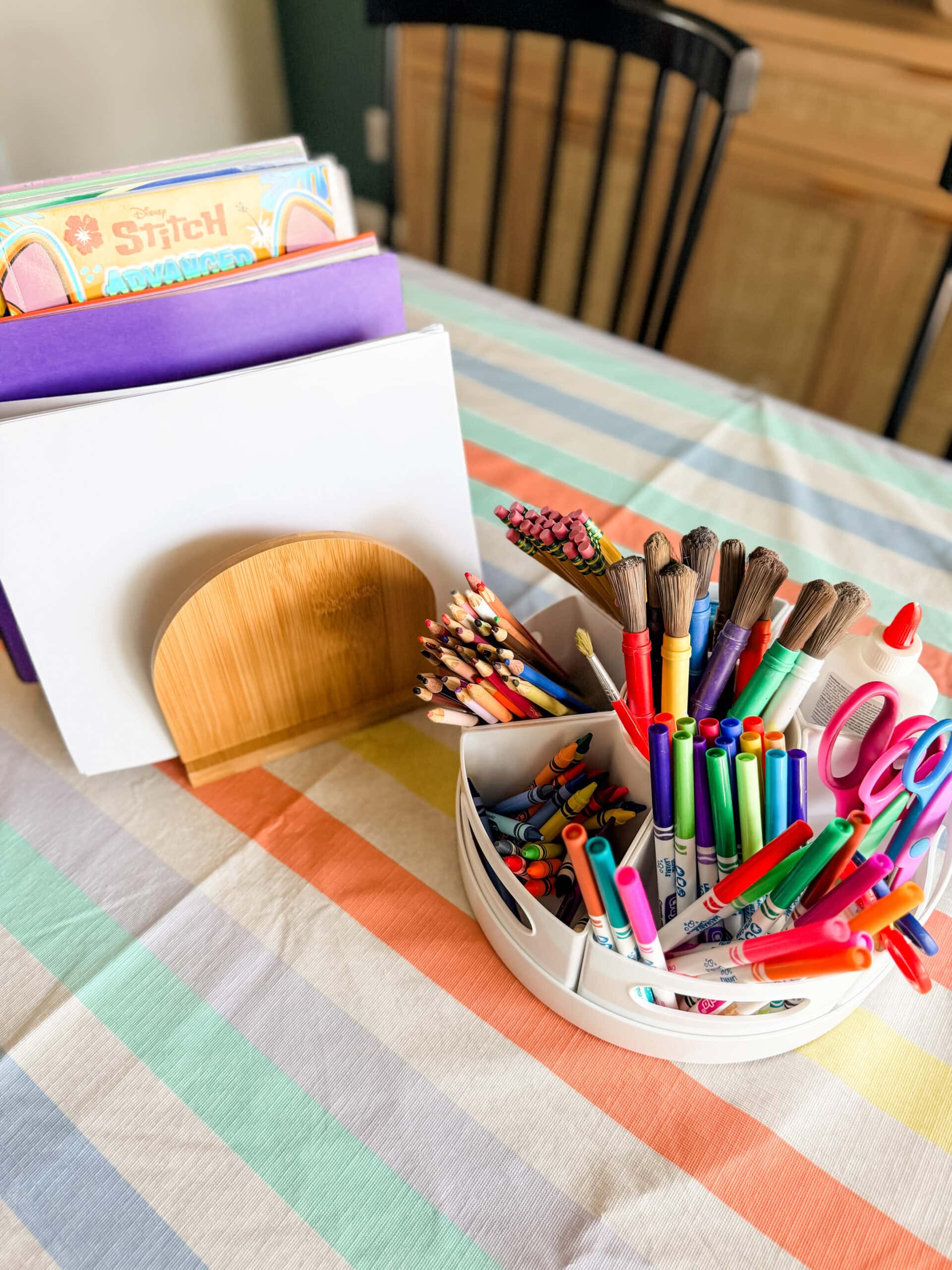 laura summer craft station 1