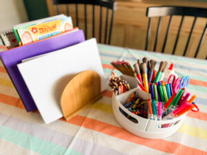 laura summer craft station 3