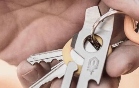 multi tool keychain 9 in 1 gerber