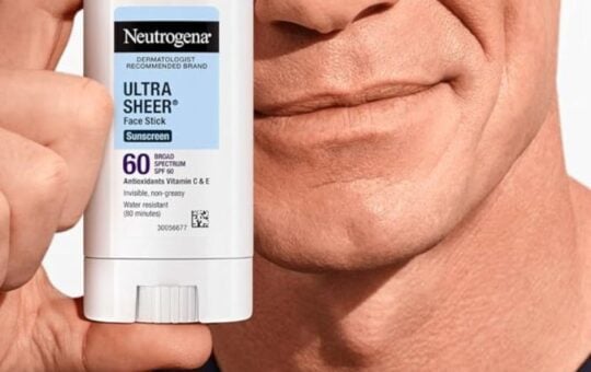neutrogena face stick (1)