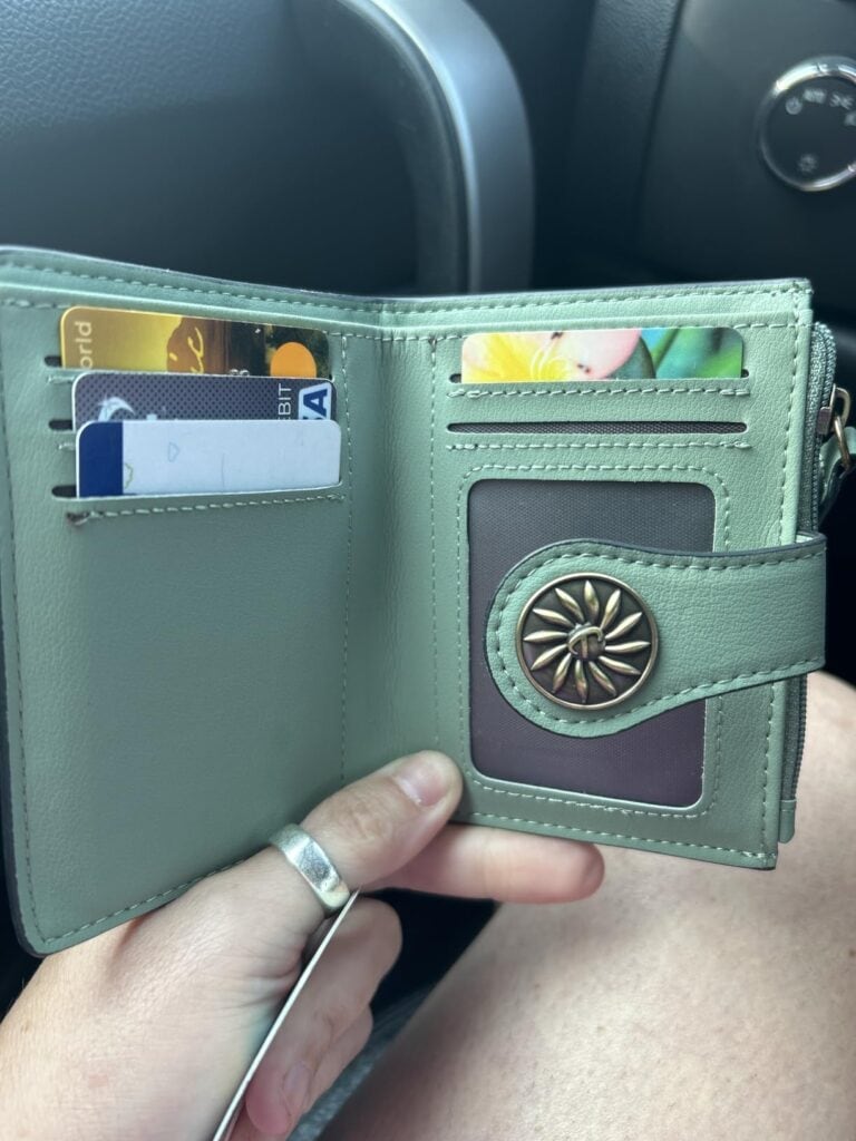 small wallet review