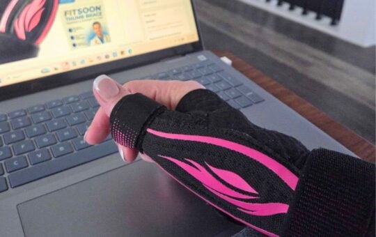 wrist brace (2)