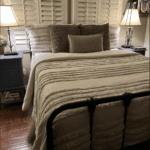 BEDELITE B Tufted Comforter beige