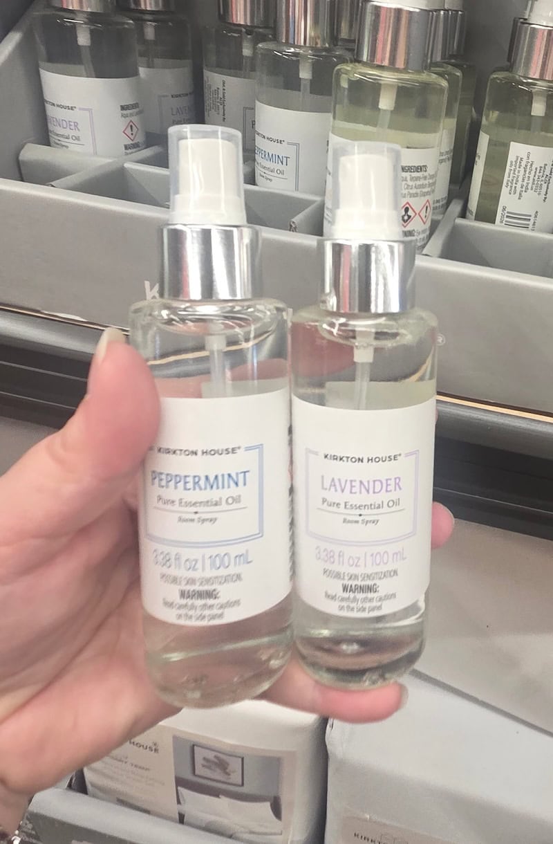 Essential Oil Spray 2 Essential Oil Spray 2