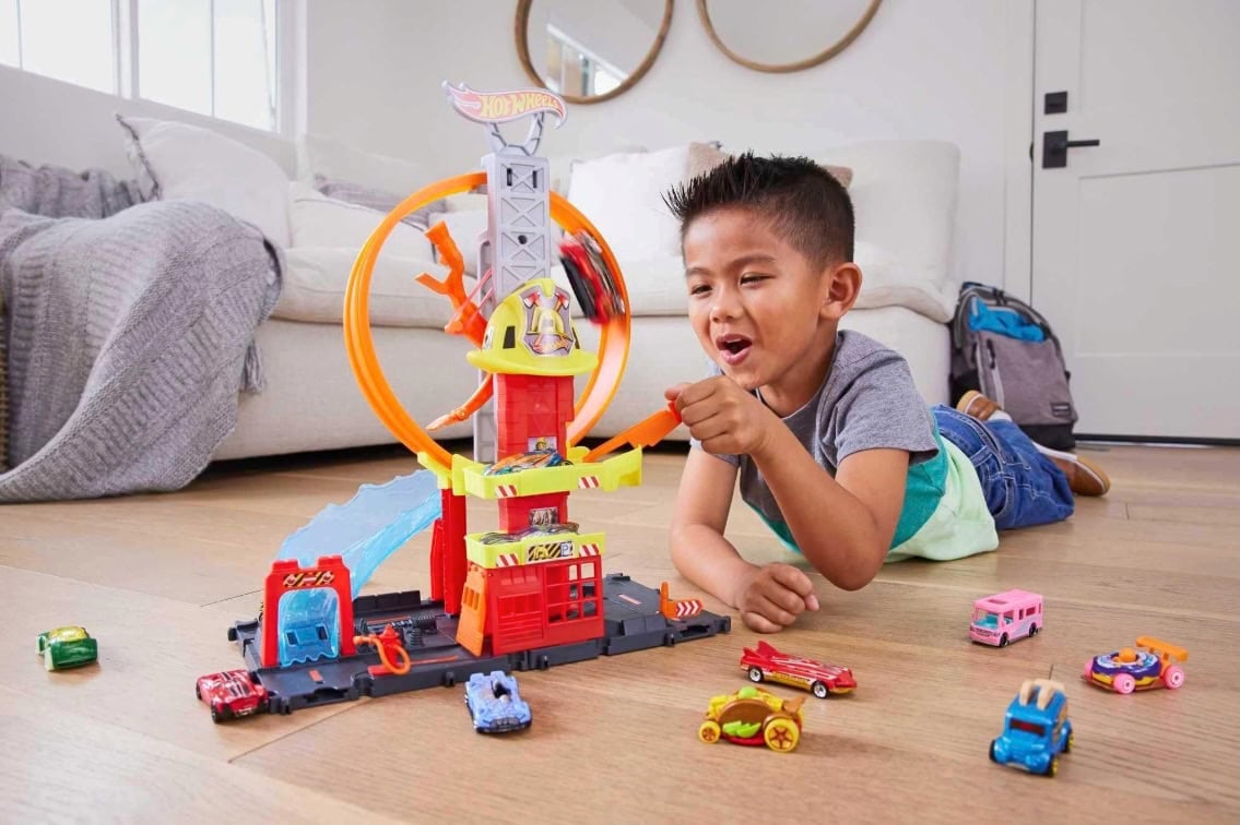 Hot Wheels Fire Station Set