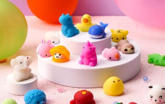 JOYIN Mochi Squishy Toys Set, Random 25 Pack Mini Squishy Mochi 2