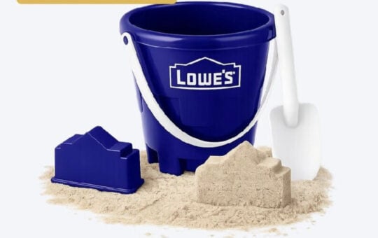 Lowe's Beach Bucket