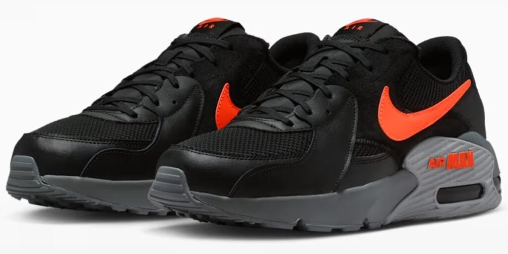 NIKE SHOES