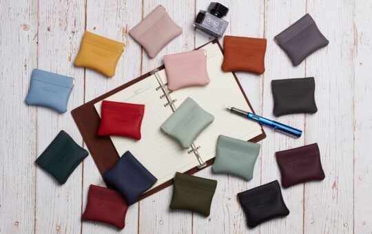 Travelambo Leather Squeeze Coin Purse Pouch Change Holder