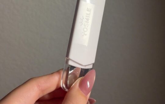 blackhead scraper