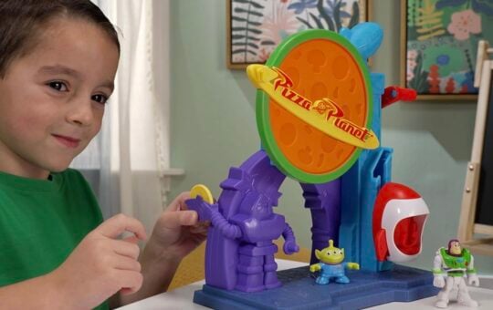 fisher price imaginext toy story pizza planet playset