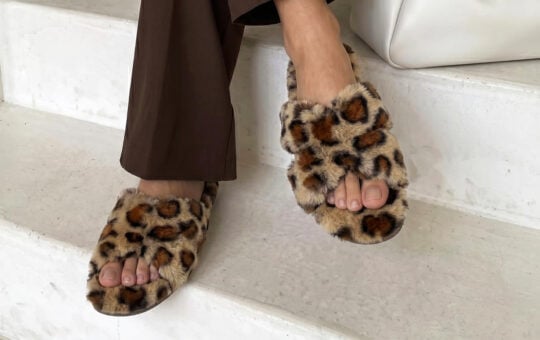 fuzzy slippers(1)