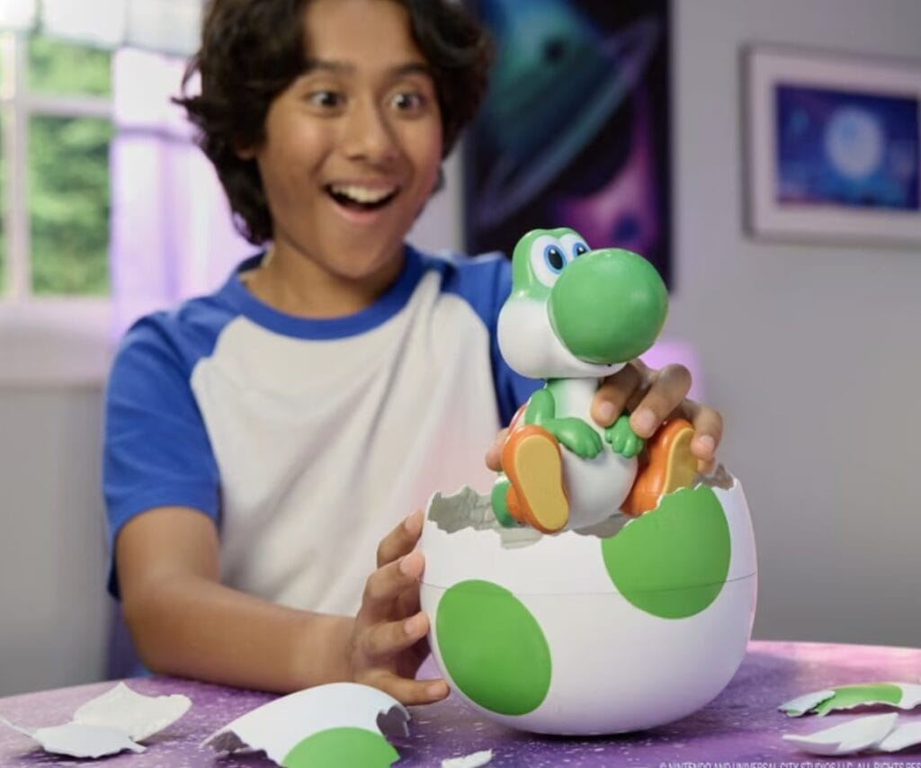 hatching yoshi hatching yoshi