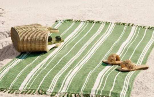 threshold beach towel (1)