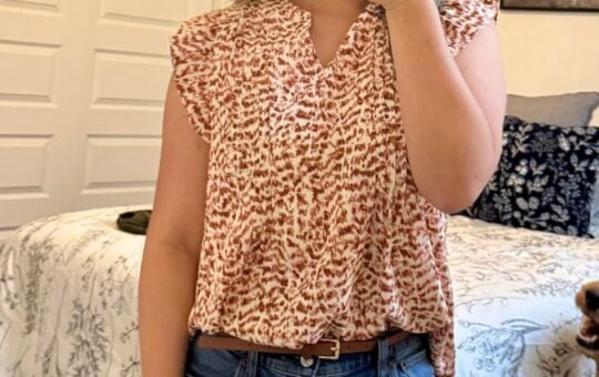 BTFBM ruffle sleeve top (1)
