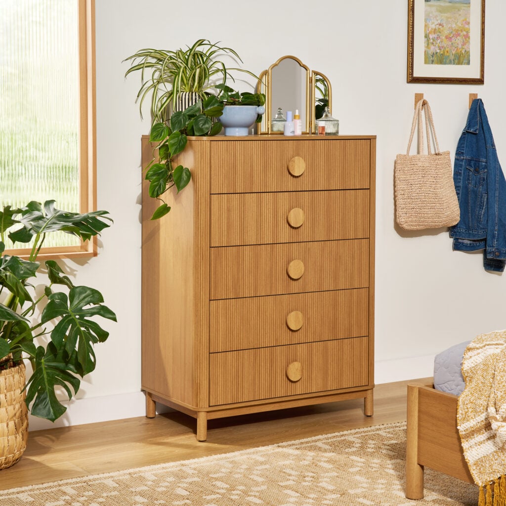 Beautiful 5 drawer dresser 3541e86b 63de 4d24 90fb db4a01f5c396.4c932543657989f949ee59efc3640b94 Beautiful 5 drawer dresser