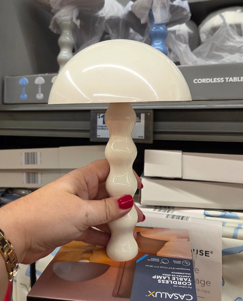 Cordless Table Lamp 2