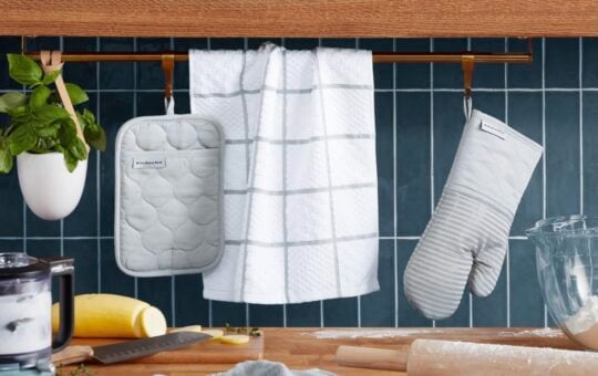 KitchenAid Oven Mitt, Pot Holder, Kitchen Towel