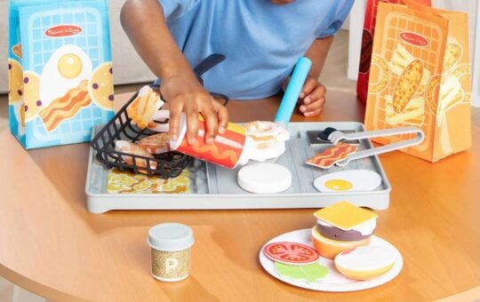 Melissa & Doug Flip & Fry Grill Play Set