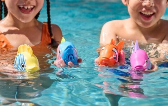 SwimWays Rainbow Reef Fish Toy